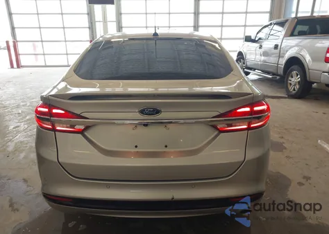 2018 Ford Fusion Hybrid Titanium из США, поврежденный, VIN 3FA6P0RU0JR150919